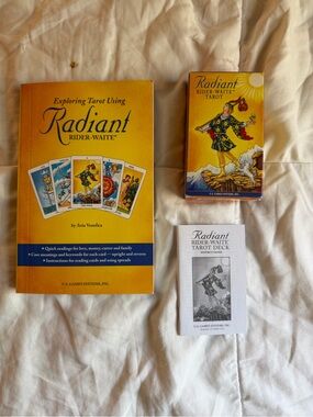 Exploring tarot using radiant rider-waite tarot card deck and instruction book
